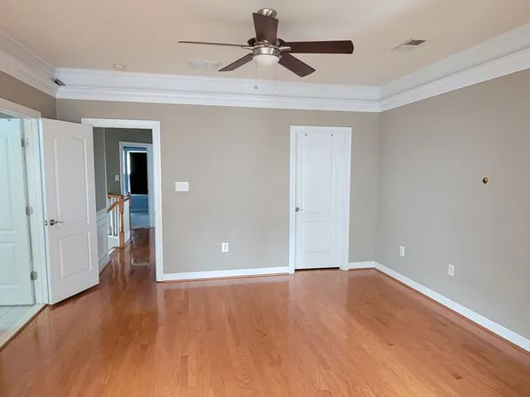 11511 Cavalier Landing Ct, Fairfax, VA 22030