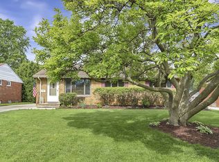 3890 W 212th St, Fairview Park, OH