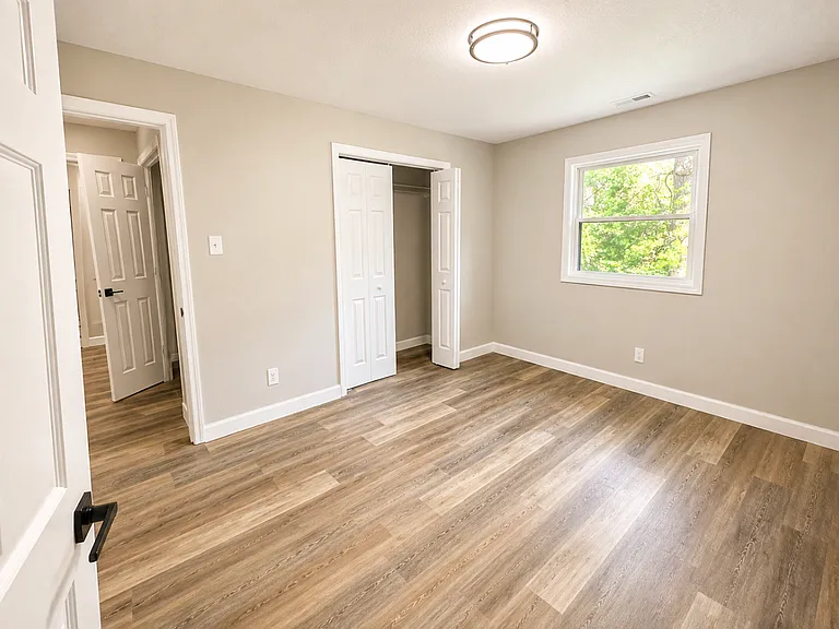 11917 Midhurst Dr — Photo 20