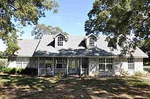 Home for Sale in Chandler, Texas $200,000