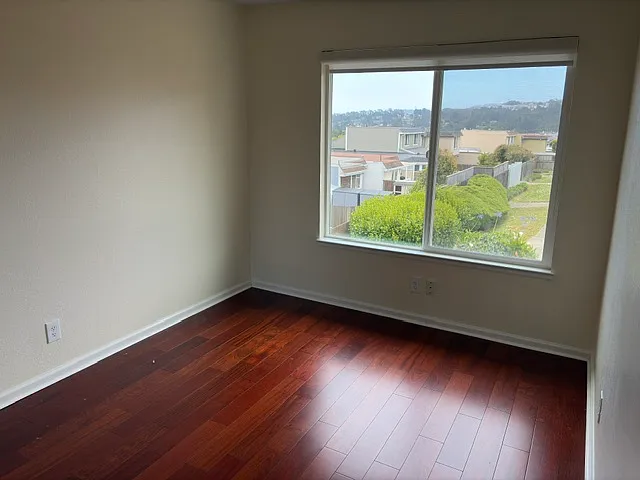 2176 Greendale Dr — Photo 20