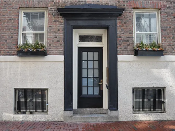 22 River St APT 7, Boston, MA 02108