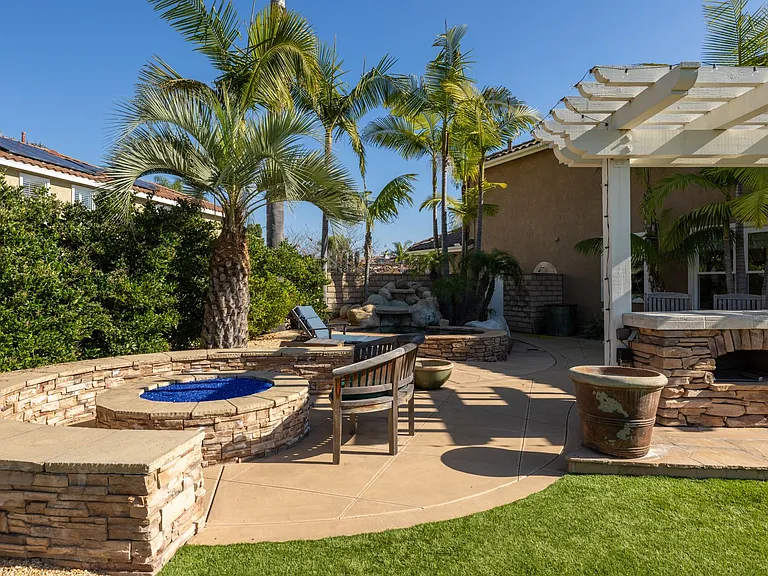 2215 Paseo Saucedal — Photo 29