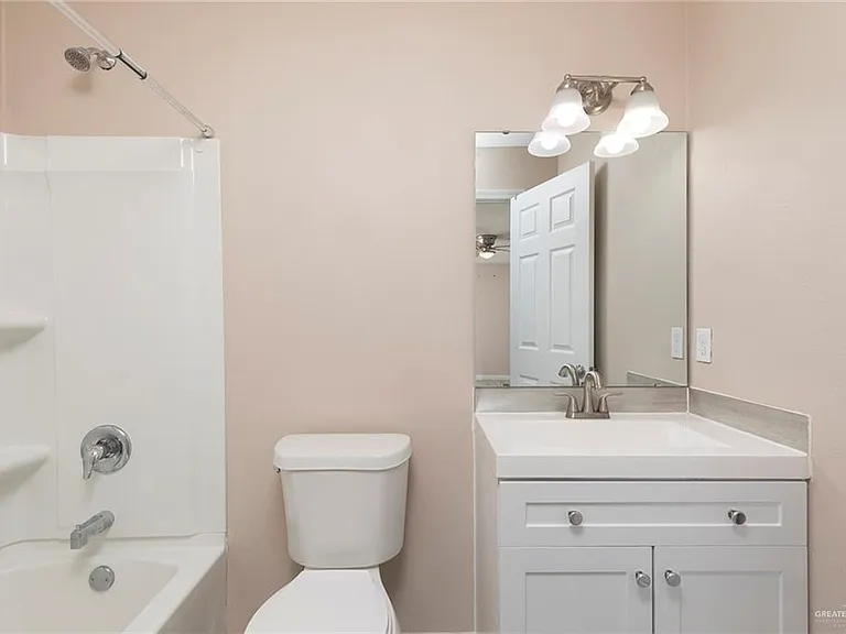 2504 Pecan Ave — Photo 24