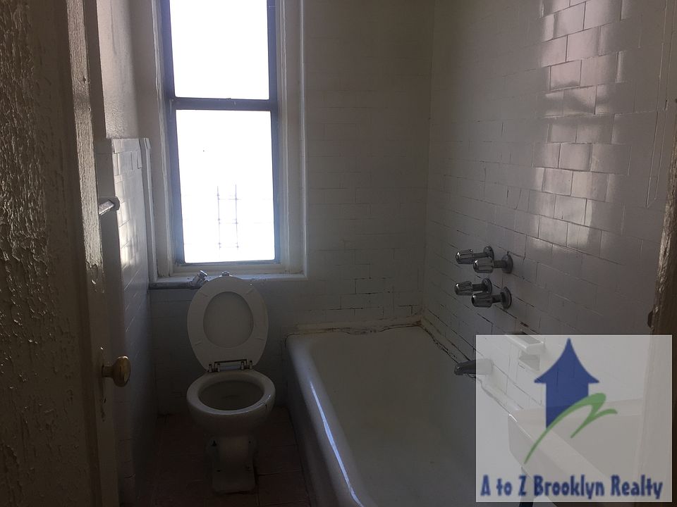 1st image of 263 Eastern Pkwy APT 2J