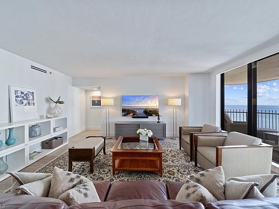 5th image of 4251 Gulf Shore Blvd N APT 19A
