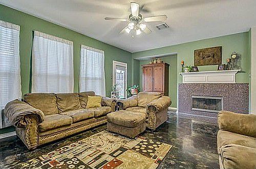 5th image of 9932 Sourwood Dr