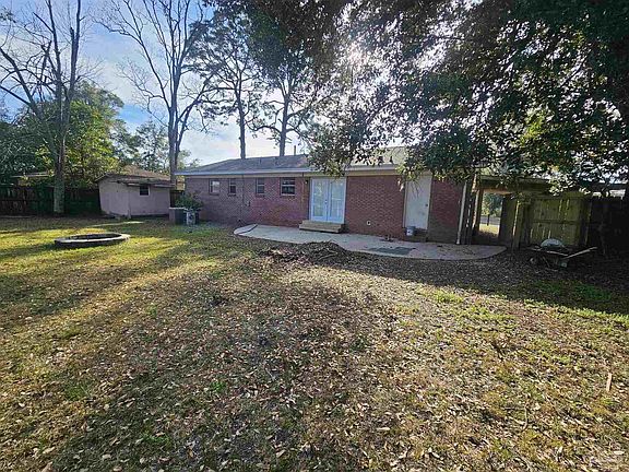 4th image of 4406 Monpellier Dr