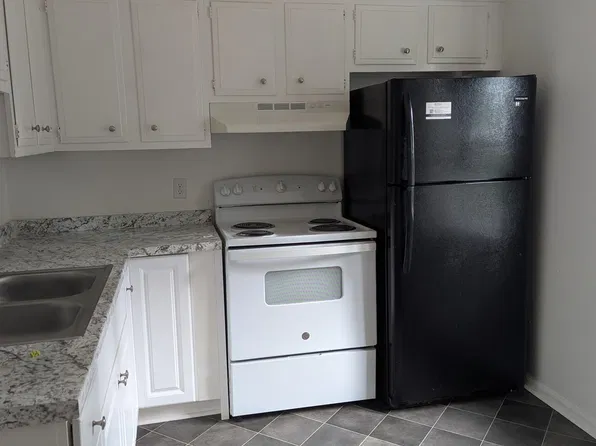 1177 Ruddell Rd #1177, Vinton, VA 24179