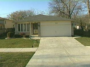 10220 S Malta St, Chicago, IL 60643