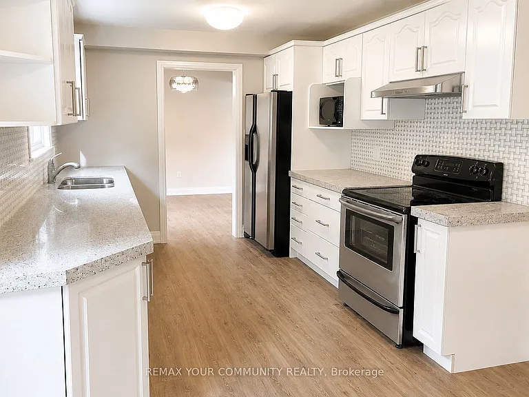 77 Beswick Dr — Photo 9