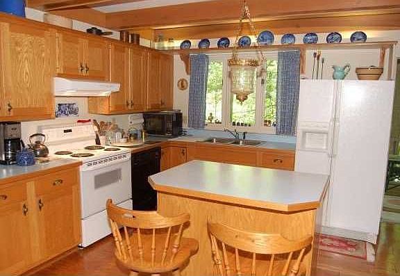 5th image of 5351 E 62nd St