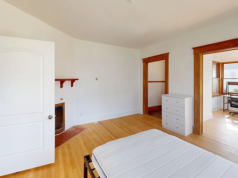 13 Mozart St #1 — Photo 2