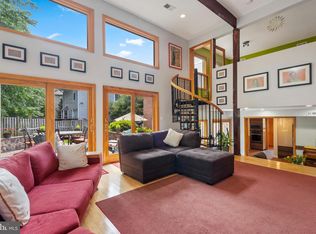 4520 25th Rd N, Arlington, VA 22207