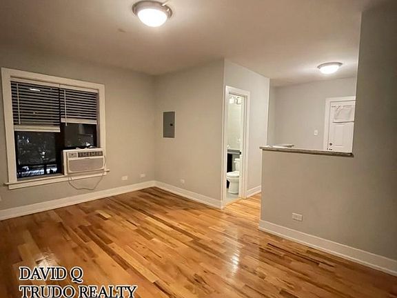 5th image of 2900-10 N Mildred Ave