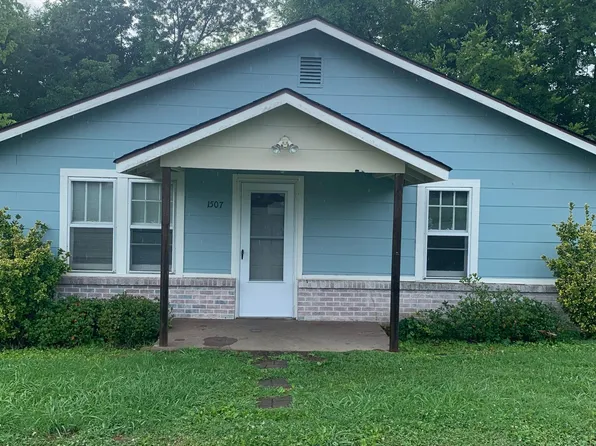 1507 9th St, Bridgeport, AL 35740