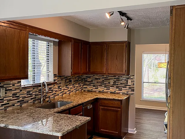 10840 Indian Village Dr — Photo 9