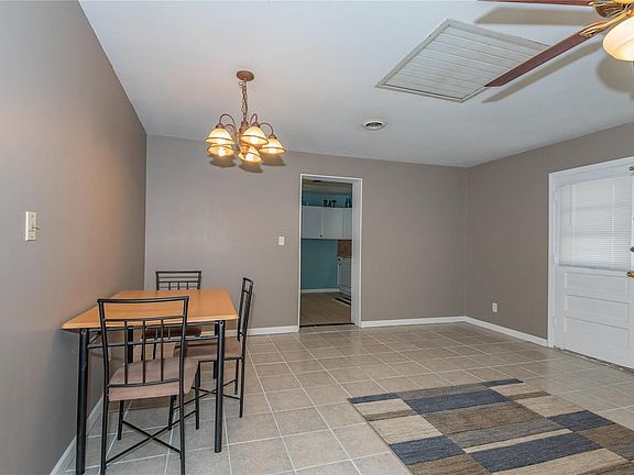 3rd image of 1521 Cottage Ave