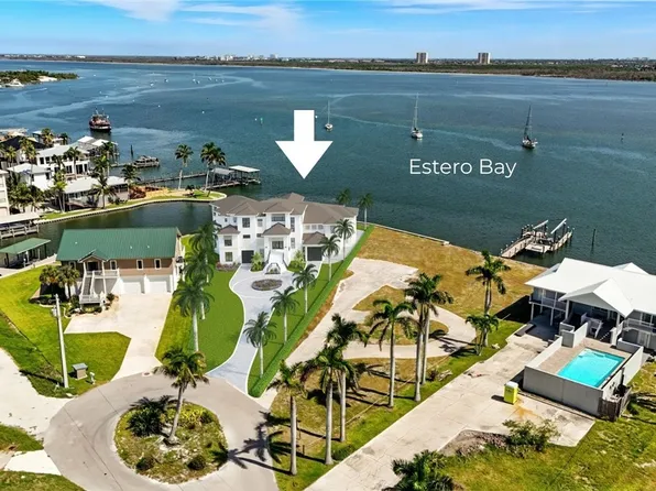 645 Matanzas Ct, Fort Myers Beach, FL 33931