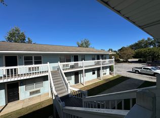 213 Hampton Ave*, Greenwood, SC 29646