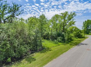 475 Oak Ln, Norwood Young America, MN 55397