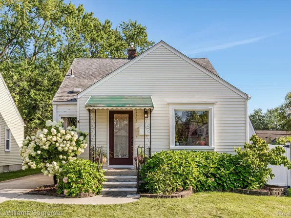 1185 Eaton Rd, Berkley, MI 48072