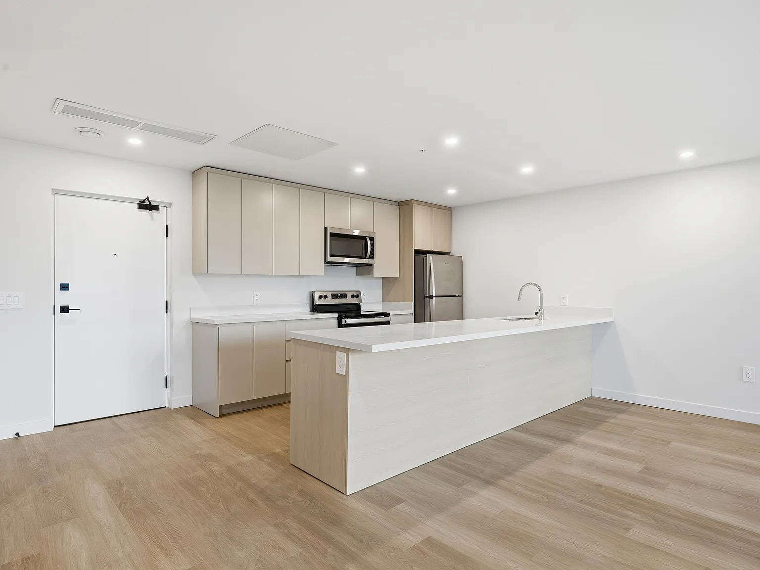 95 Caledonia Road Dartmouth — Photo 2