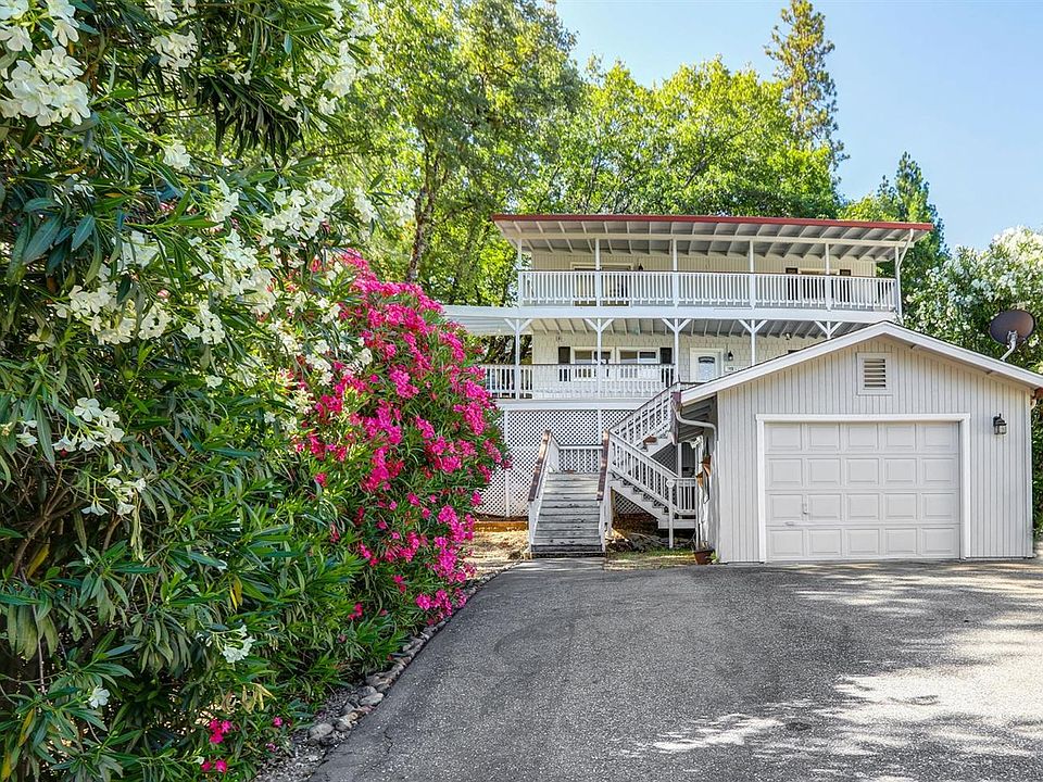 2nd image of 19044 Hummingbird Dr