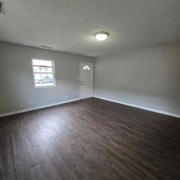 2522 N Armstrong St — Photo 12