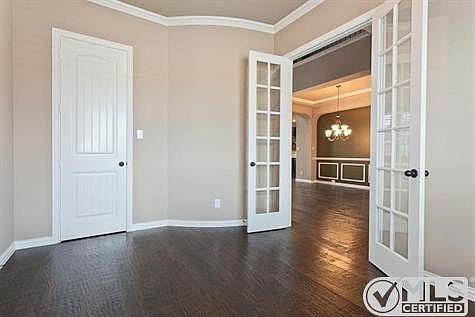 4th image of 709 Windy Hill Dr