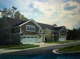 1012 Grosvenor Dr, Greenville, MI 48838