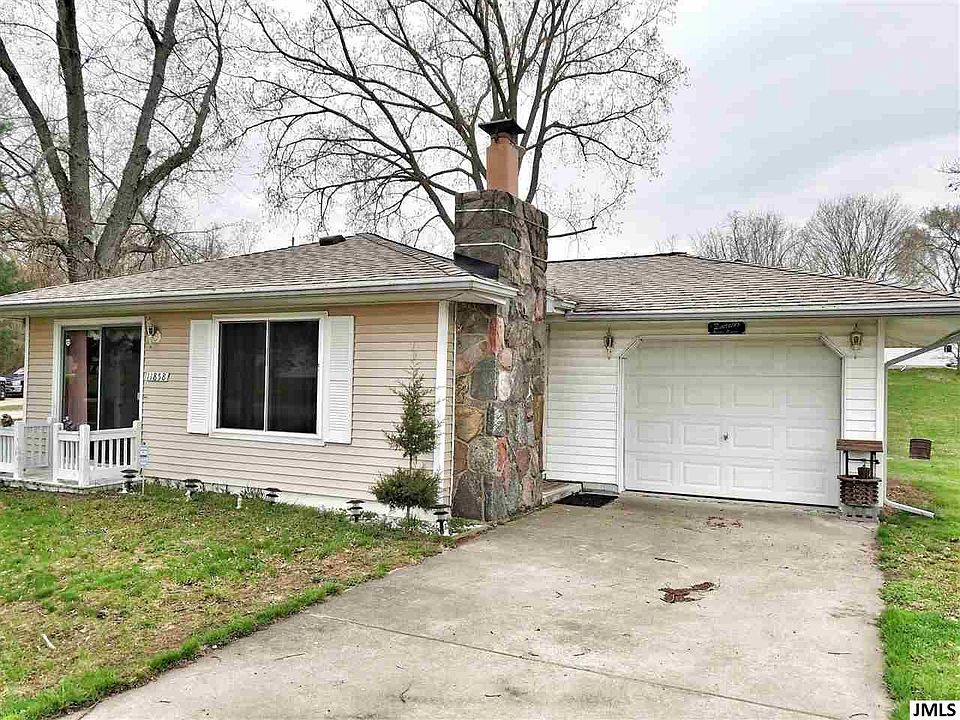 1st image of 11858 Greenbriar Dr