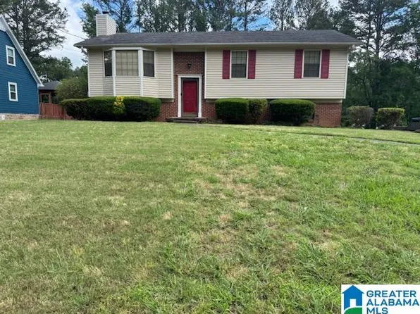 909 August Dr, Birmingham, AL 35215