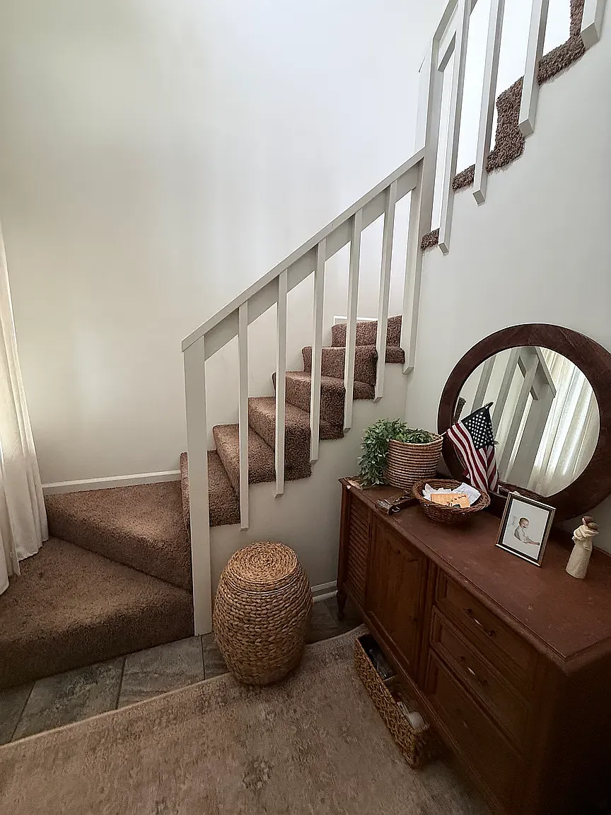 2 bed, 1.5 bath, 1152 sqft, $1,000 — Photo 2