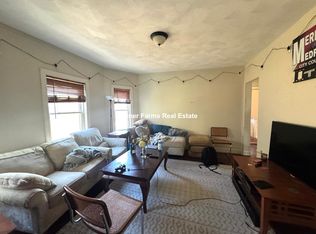 290 Boston Ave #3A, Medford, MA 02155