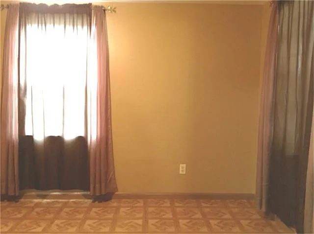 1710 Oxford St — Photo 10