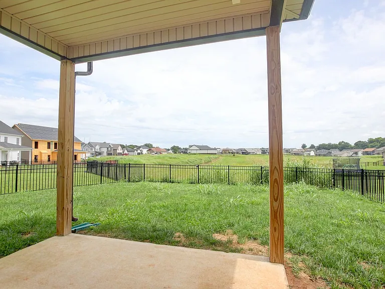2547 Rafiki Dr — Photo 46