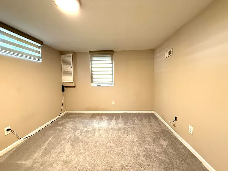 8703 34th Ave — Photo 14