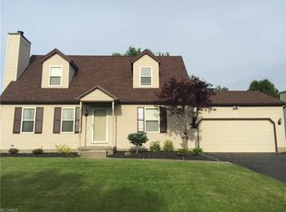 1947 Woodgate St, Youngstown, OH 44515