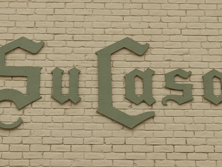 Su Casa — Photo 18