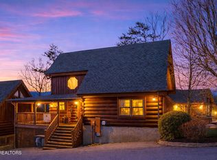 1959 Cougar Crossing Way, Sevierville, TN 37876