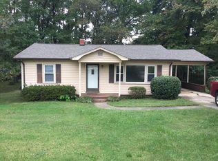 16 Conrad St, Thomasville, NC 27360