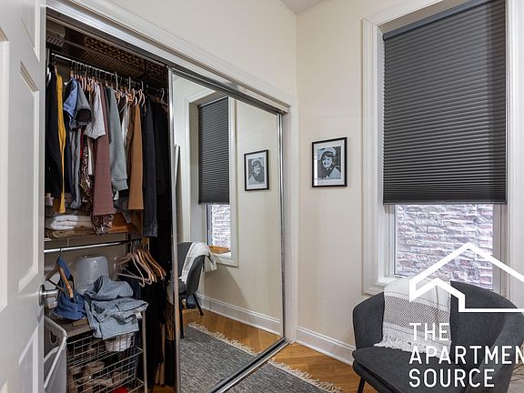 5th image of 1937 N Winchester Ave APT 2