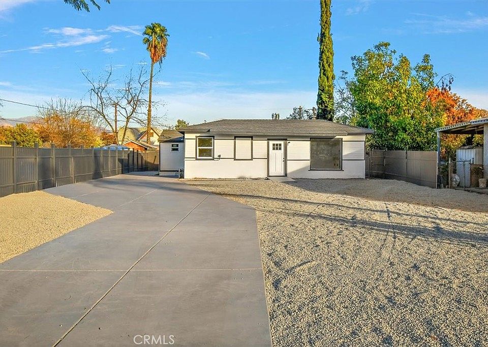 1st image of 873 Perris St