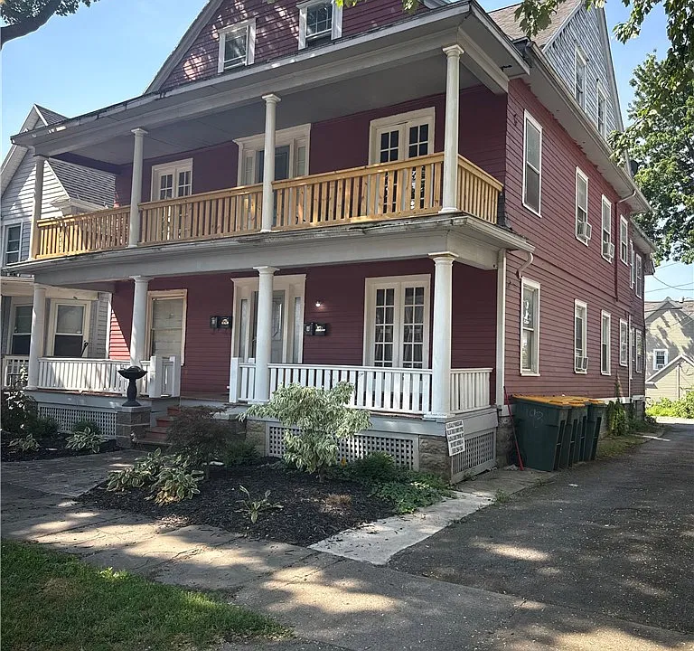193 Pearl St