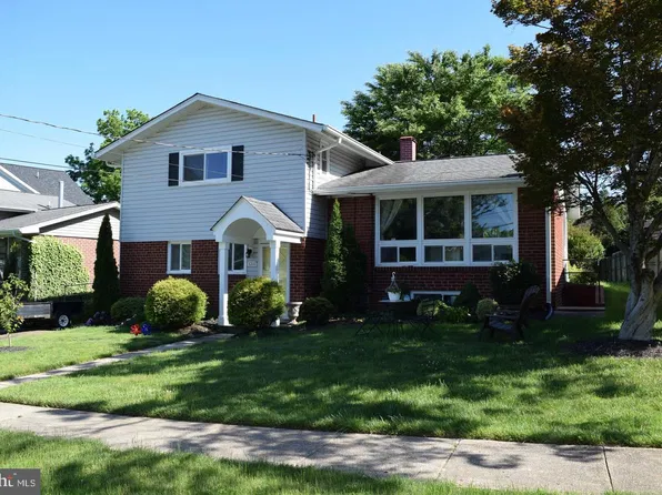 5316 Bangor Dr, Kensington, MD 20895