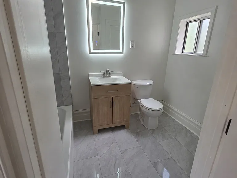 155 Ormsby Ave — Photo 29