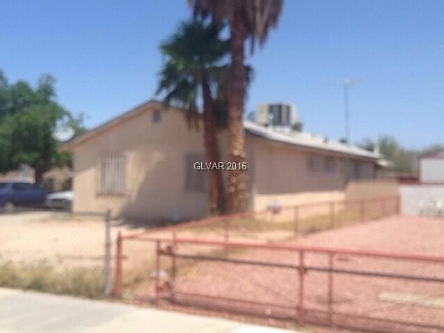 2nd image of 3500 E Cartier Ave