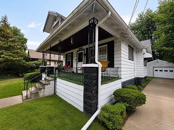 4th image of 2913 Congress Ave