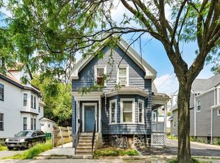 105 Lawton Ave, Lynn, MA 01902